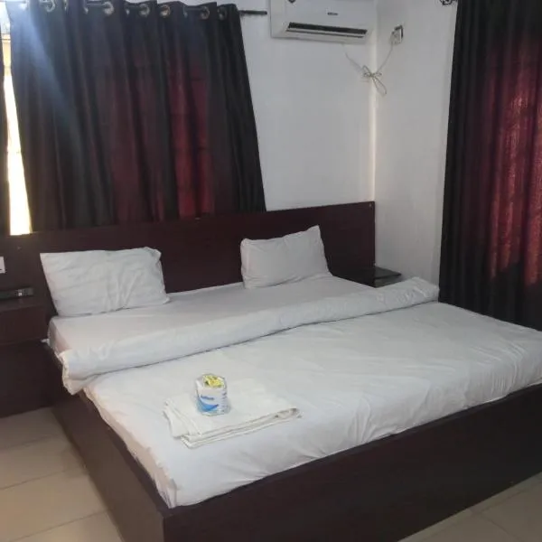 Life Concept Hotel，位于伊巴丹的酒店