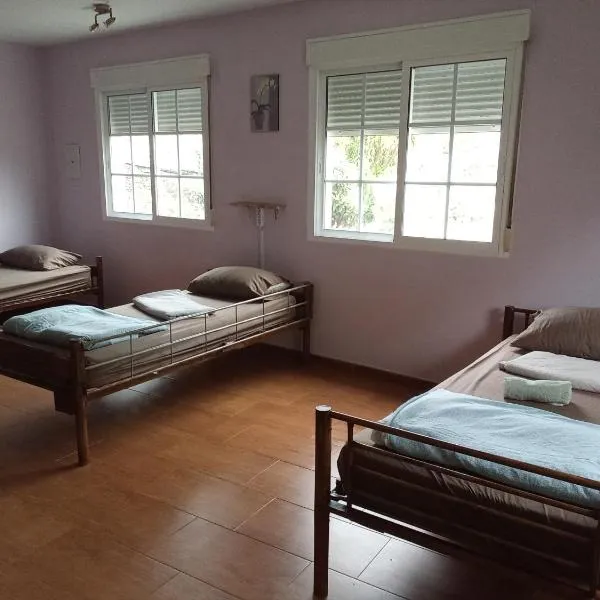 Albergue o Apalpador，位于梅利德的酒店
