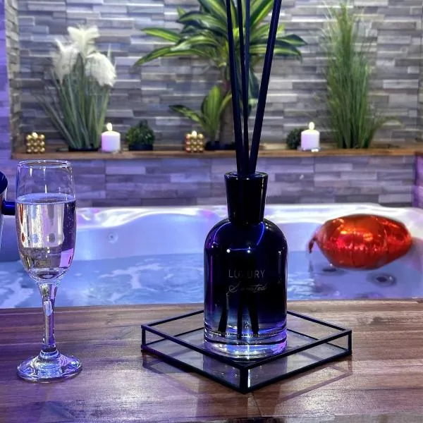 Golden Jacuzzi，位于Léguevin的酒店