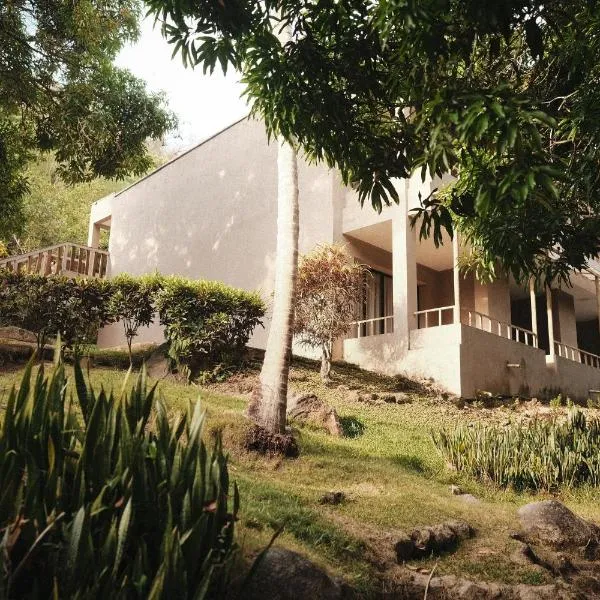 Hotel Hukumeizi Minca，位于米卡的酒店