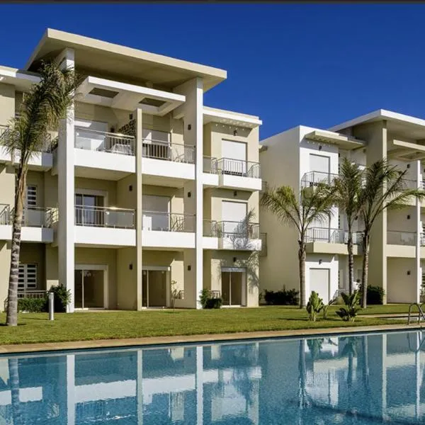CASABAY Sidi Rahal, appartement avec accès direct à la piscine，位于西迪拉哈尔的酒店
