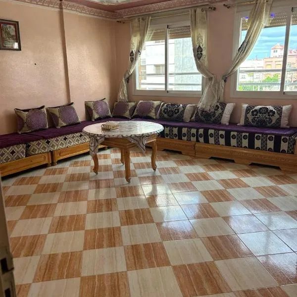 Appartement champs élyséen，位于拜尔坎的酒店