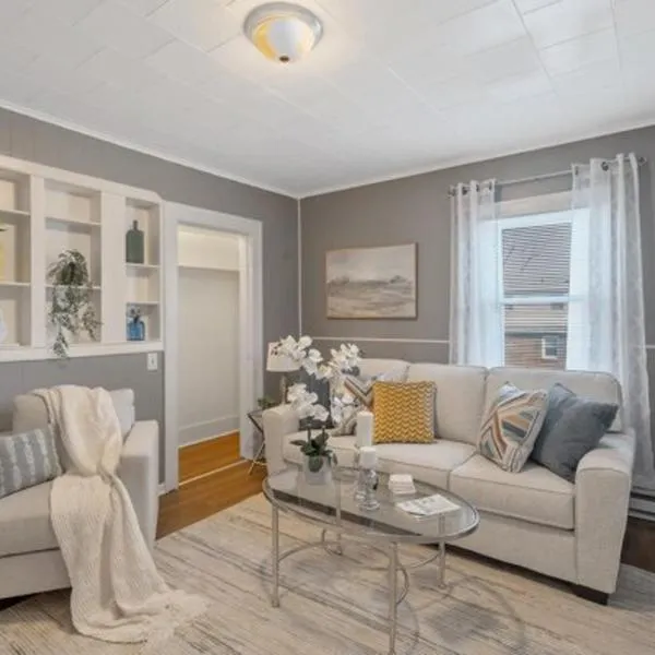 Modern 1BR Near Syracuse U, Zoo & Dome, Fast WiFi，位于锡拉丘兹的酒店