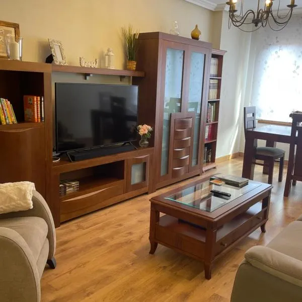 Casa Pilar Casa Llara, En el paraíso, cerca de todo，位于Ujo的酒店