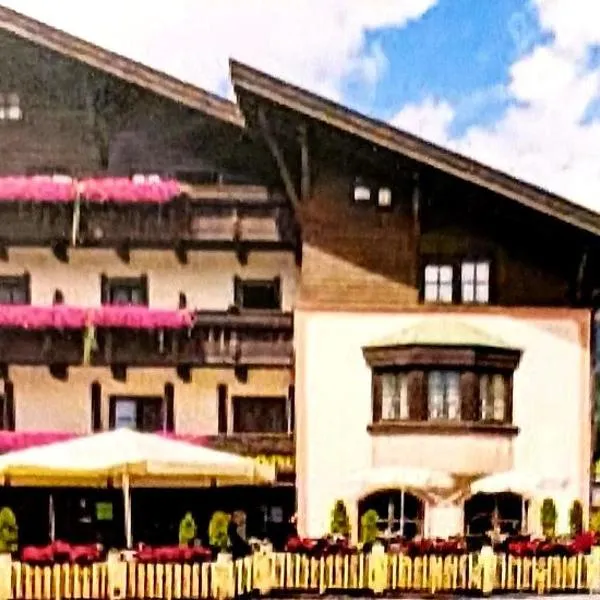 Hotel Restaurant Liesele Sonne，位于皮茨河谷圣莱昂哈德的酒店