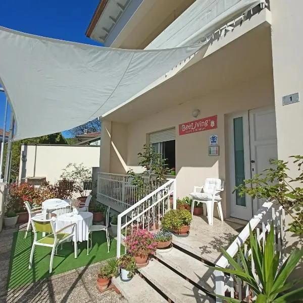 BeeLiving Room&Breakfast，位于里乔内的酒店