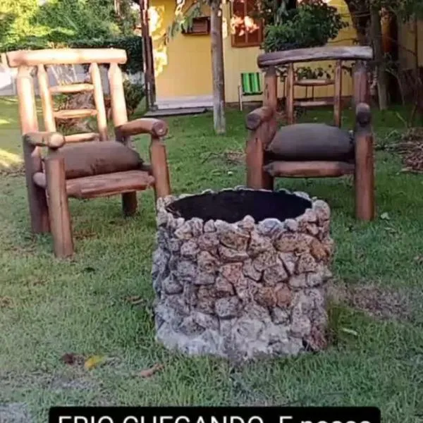 Pousada Sirena Praia do Rosa，位于因比图巴的酒店