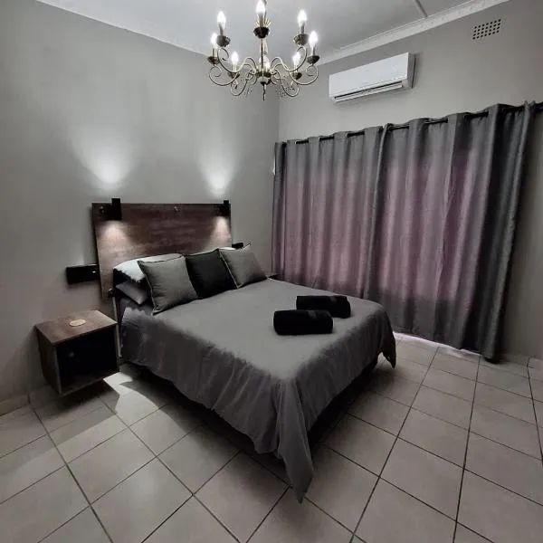 14a on Middle Way，位于察嫩的酒店