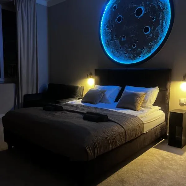 Moon Rooms，位于日拉尔杜夫的酒店