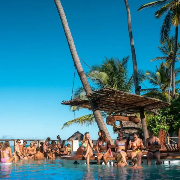 Tikipalmbeachhotel，位于帕杰的酒店