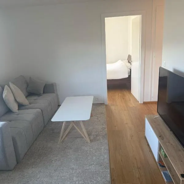 Appartement entier avec terrasse et jardin，位于锡永的酒店