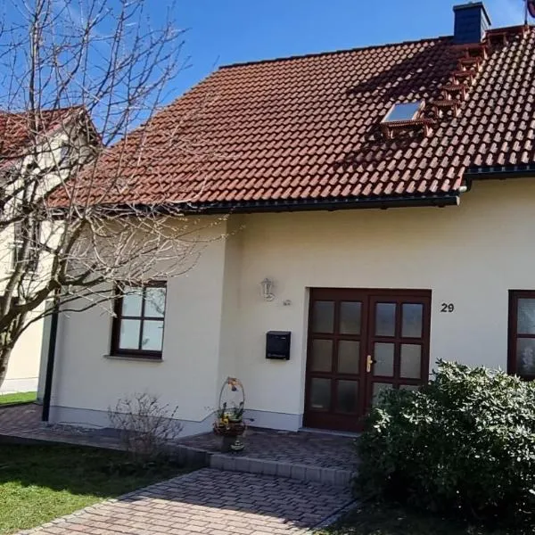 Ferienhaus Töpferblick-Hartau，位于Hartau的酒店