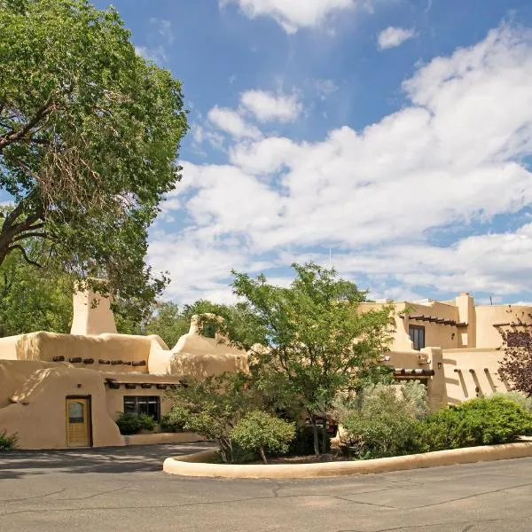 萨奇布拉希套房酒店，位于Ranchos de Taos的酒店