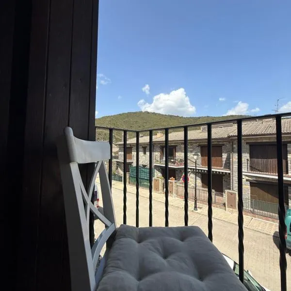 APARTAMENTOS RioMonte 4，位于Margudgued的酒店