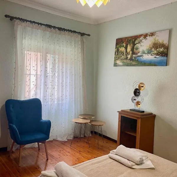 Vero Cozy Old House，位于科孚镇的酒店