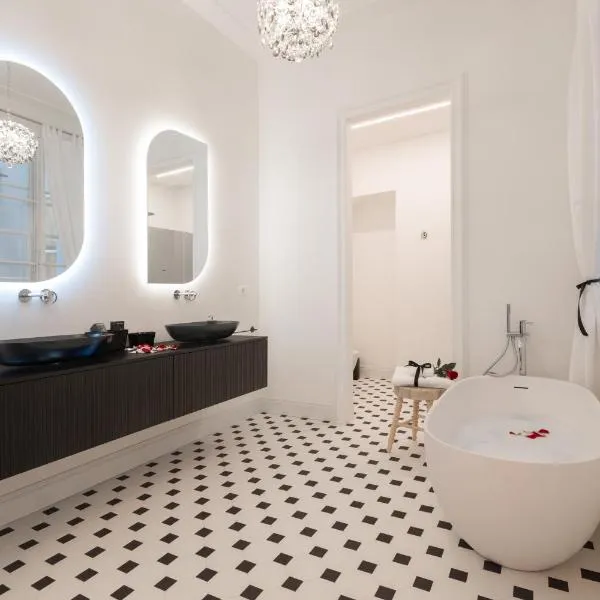 Jonathan Luxury Apartment Trieste Station，位于的里雅斯特的酒店