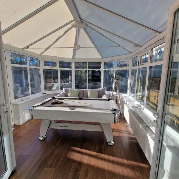 Cosy 3 Bed House Excellent Location NEC BHX HS2，位于伯明翰的酒店