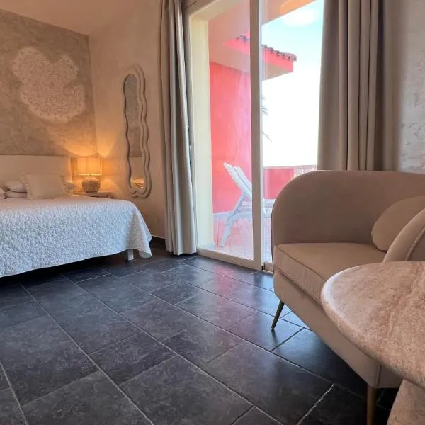 博尔戈迪圣巴巴拉酒店，位于圣多米尼卡的酒店