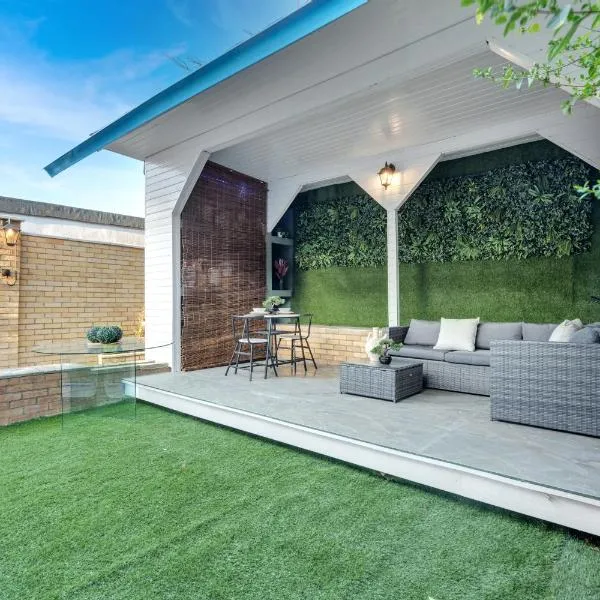 Leaf & Lounge - Free Parking , En-Suite, Near Wembley，位于Perivale的酒店