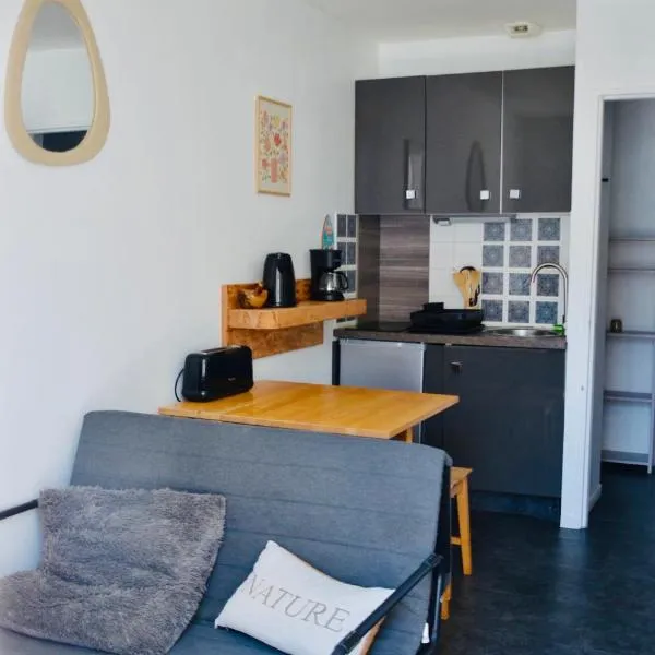 à quelques pas de la plage，位于滨海隆热维勒的酒店