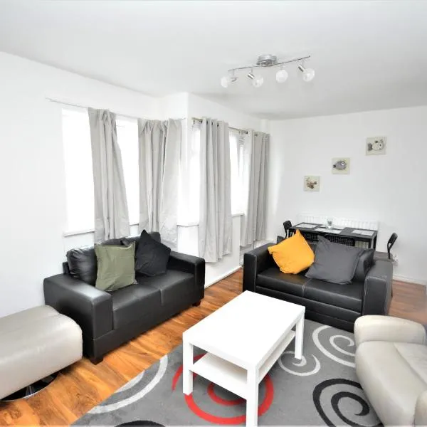 Lovely 2 Bedroom Condo in Greater London，位于伦敦的酒店