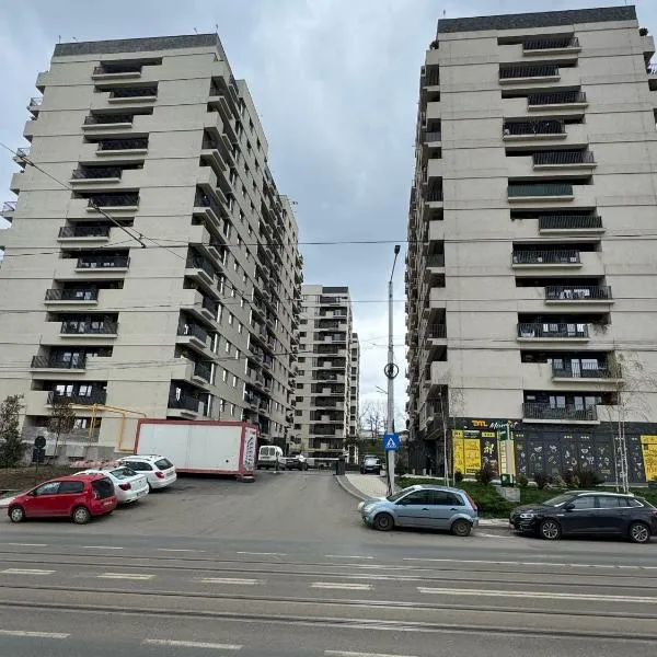 83 Vlaicu Luxury Aparthotel with Parking，位于雅西的酒店