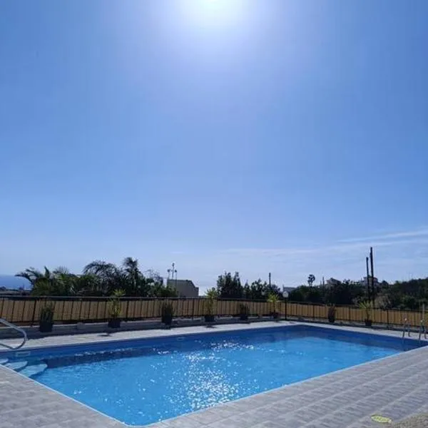 Green Oasis Penthouse，位于佩亚的酒店