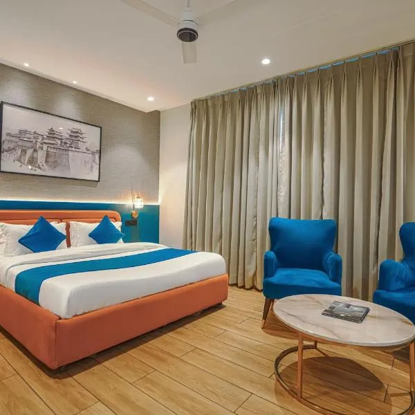 Hotel Highway Greens Near VR Punjab Mall Airport Road Mohali Chandigarh，位于Mohali的酒店