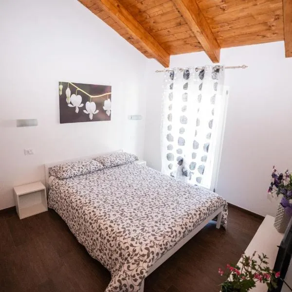 Dicentra Guest House，位于Villanova dʼAsti的酒店