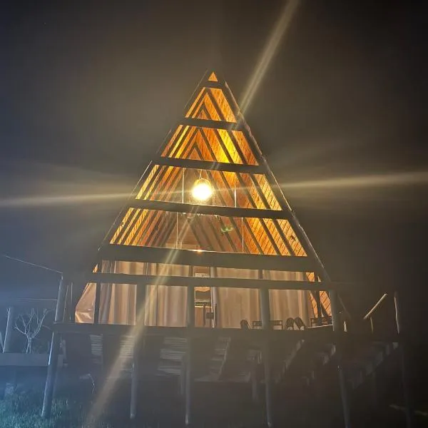 Chalé Canto da Mata - Com Piscina e Café da Manhã，位于萨普卡伊米林的酒店