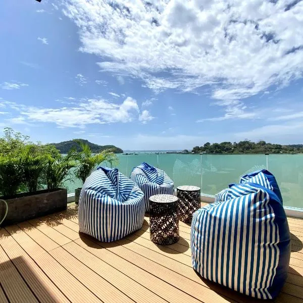 Seaview Duplex Home - Panwa Beach - Baan Jayden，位于普吉镇的酒店