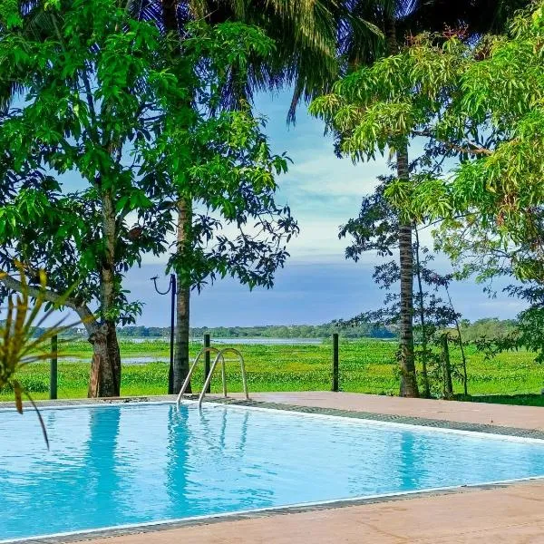 Flamingo Lake Resort，位于Modakandiya的酒店