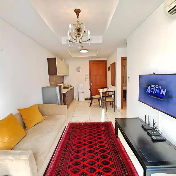 Stategic 1et Cikditiro 2BR Apt with Pool, Gym, Wi-Fi by 2ndHome，位于雅加达的酒店