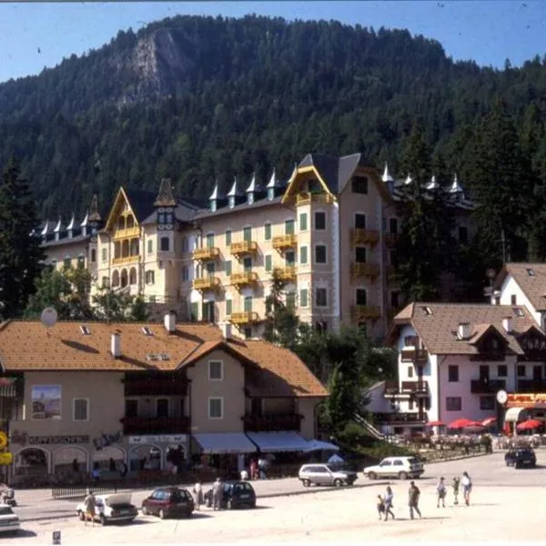 SISSI MENDEL Residence，位于罗恩佐的酒店