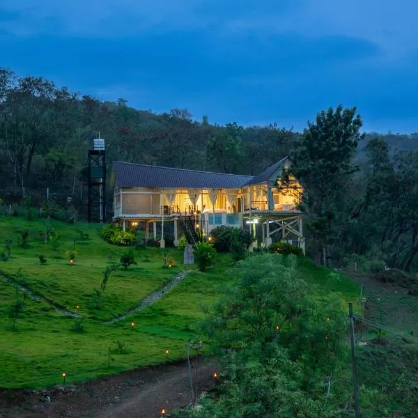 Yanai at Anai - Private Pool & Private Cook，位于Varagampadi的酒店
