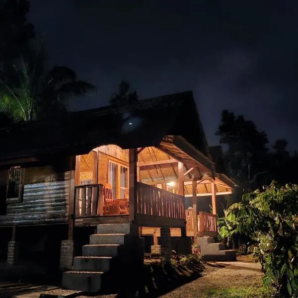 Sunset Bungalow Tetebatu，位于特特巴图的酒店