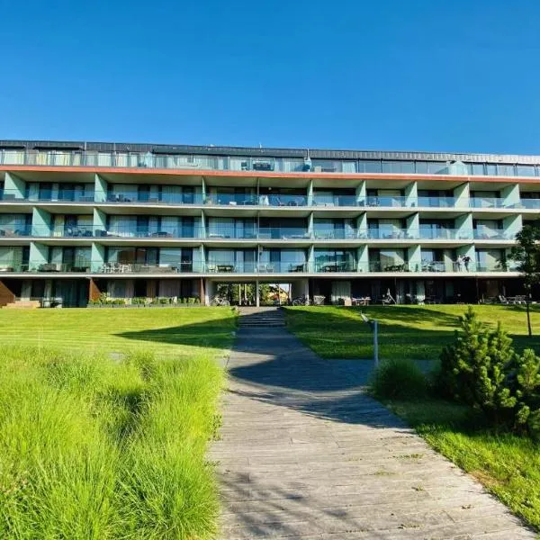 BL Yacht Club A III58，位于巴拉通雷勒的酒店