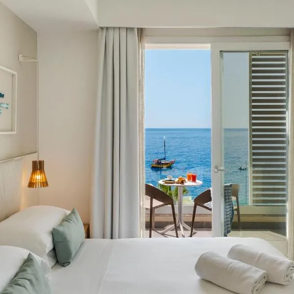 Albatros Beach Hotel，位于勒托阳尼的酒店