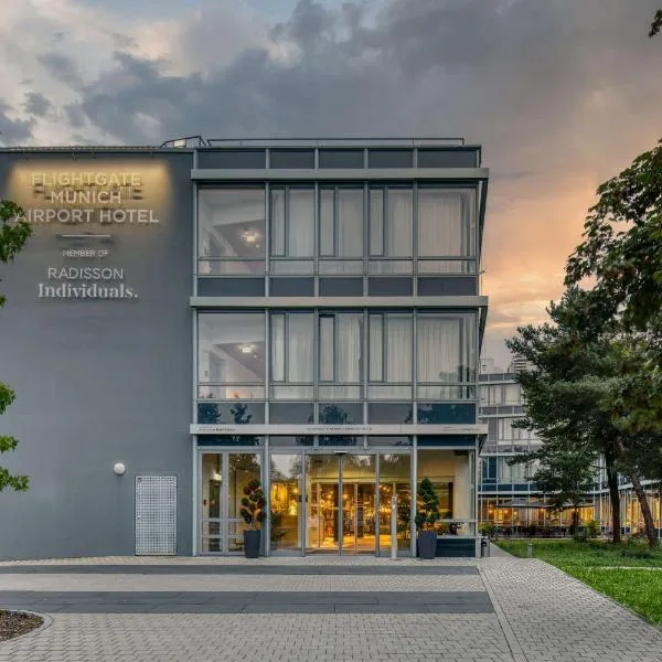 Flightgate Munich Airport Hotel, a member of Radisson Individuals，位于哈尔伯格摩斯的酒店