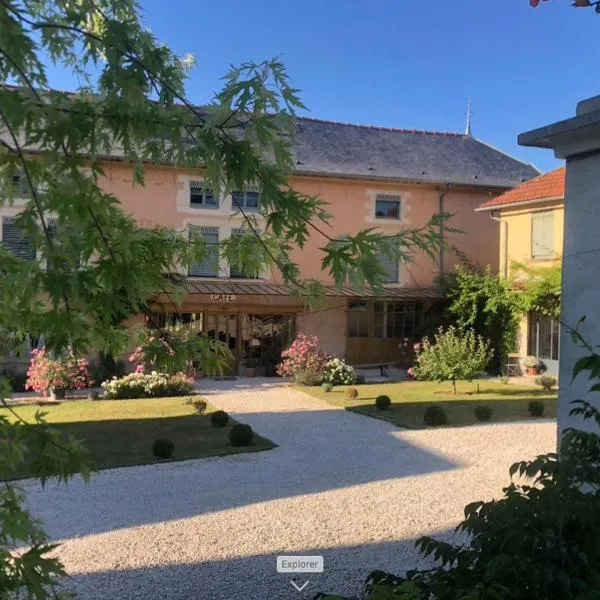 Domaine hotel de France，位于Cunfin的酒店