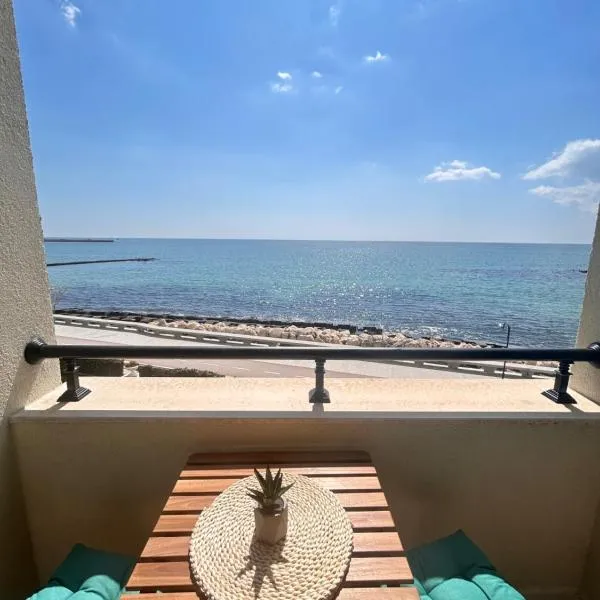 Infinity Blue Apartment-Complex Carpe Diem - FREE PARKING，位于巴尔奇克的酒店