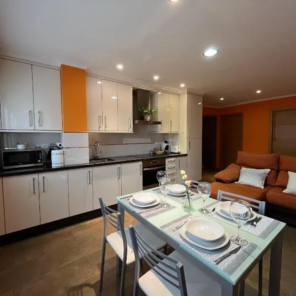 Os Boliños，位于卡马里尼亚斯的酒店