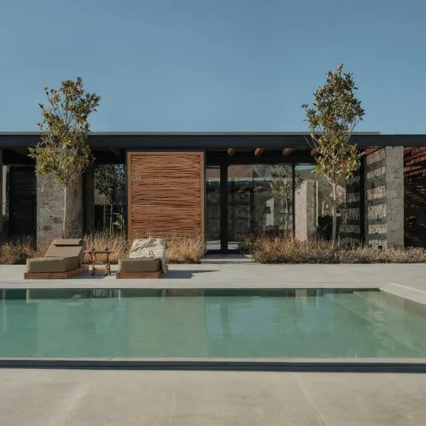 Barefoot Luxury Eressos Apartments，位于斯卡拉埃雷索的酒店