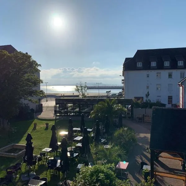 Blanche, T2 proche plage de Morgat，位于克罗宗的酒店