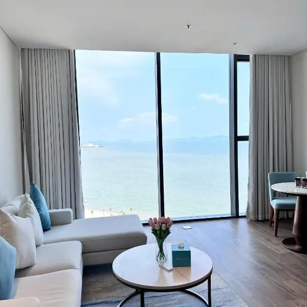 A La Carte Hạ Long, Căn hộ nghỉ dưỡng view biển đầy đủ tiện nghi，位于下龙湾的酒店