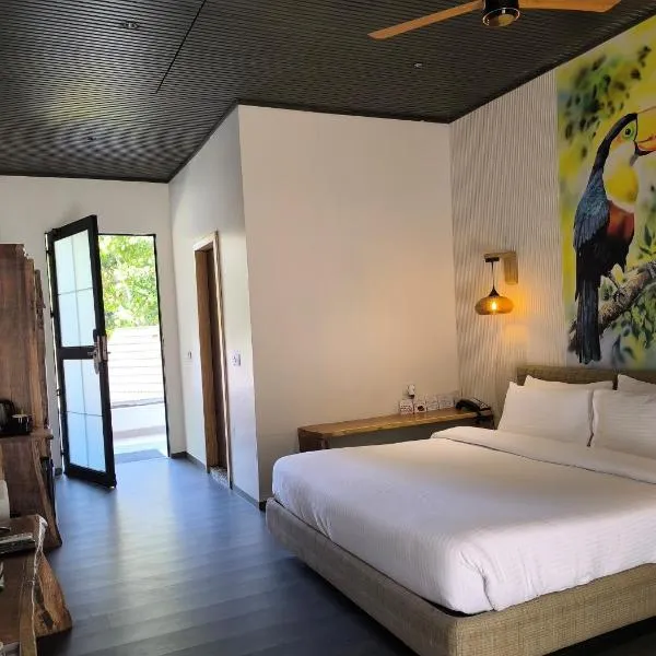 WelcomHeritage Tarangi Ramganga Resort，位于Marchula的酒店