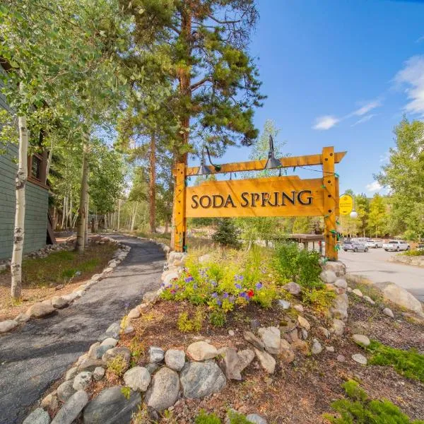 Soda Spring 1917 by SummitCove Lodging，位于基斯通的酒店