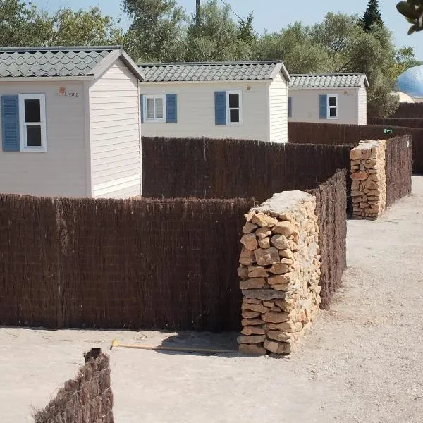 Zielo Mobil Home，位于Tirig的酒店