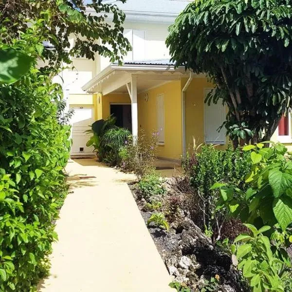 La Parenthèse de L'Autre Bord, donnant sur la plage，位于勒穆莱的酒店