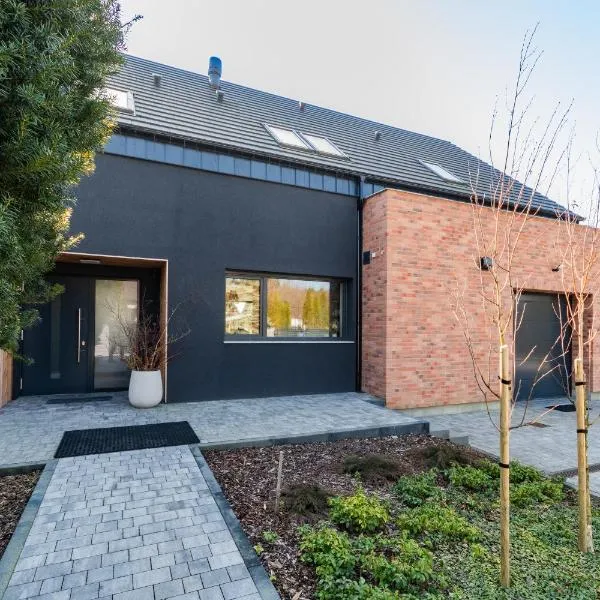 Apartamenty Dwie Sosny，位于Junoszyno的酒店